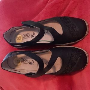 Womens shoes